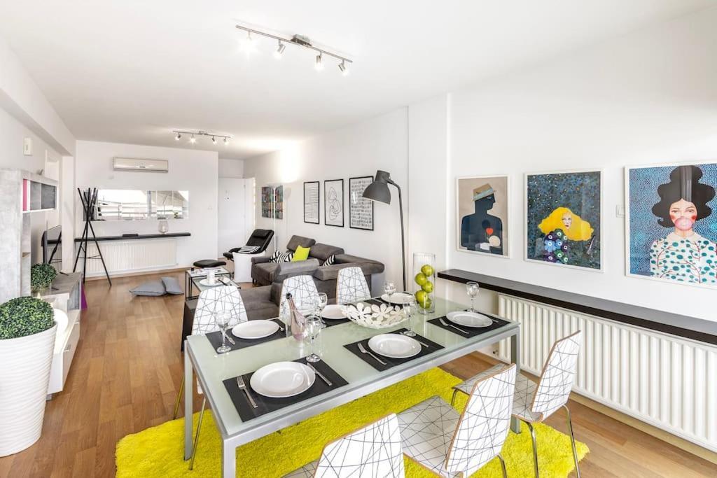Luxurious Bright & Stylish 2Br With Office In Nicosia Διαμέρισμα Εξωτερικό φωτογραφία