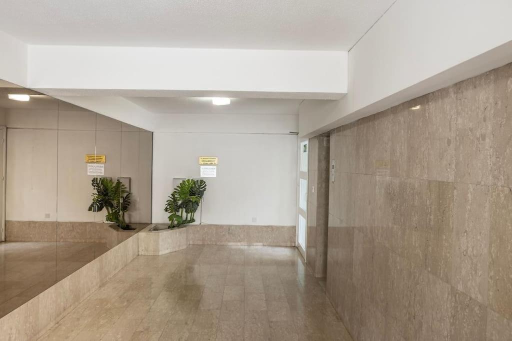 Luxurious Bright & Stylish 2Br With Office In Nicosia Διαμέρισμα Εξωτερικό φωτογραφία