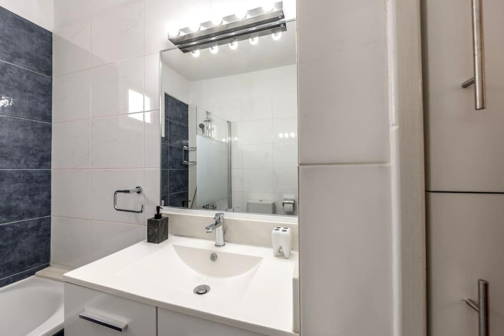 Luxurious Bright & Stylish 2Br With Office In Nicosia Διαμέρισμα Εξωτερικό φωτογραφία