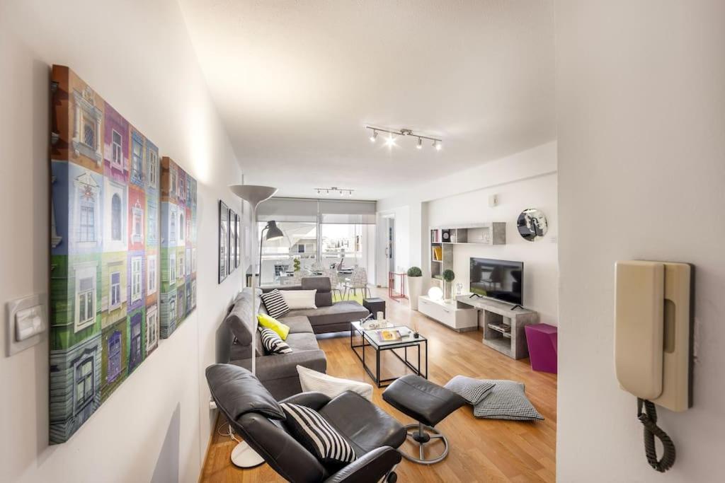 Luxurious Bright & Stylish 2Br With Office In Nicosia Διαμέρισμα Εξωτερικό φωτογραφία
